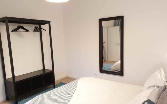 Lisbon Chile Out Rooms by Host-Point