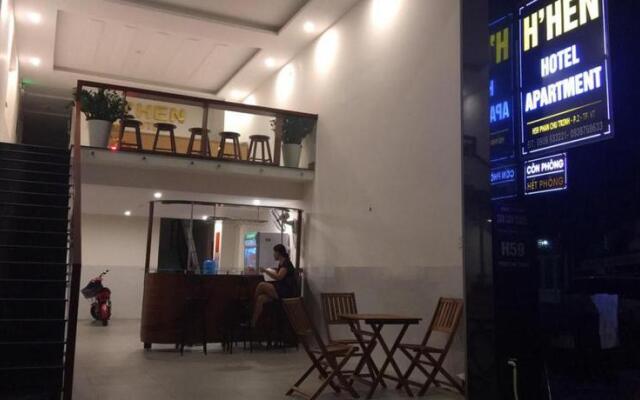 HHen Apartment Hotel