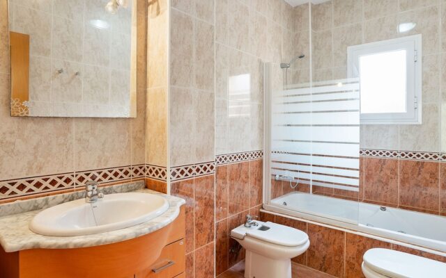 Leisurely Apartment in Lepe With Swimming Pool