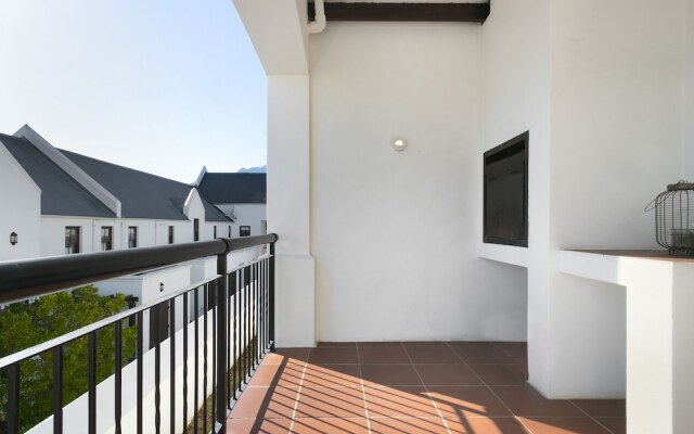 Winelands Golf Lodges 24