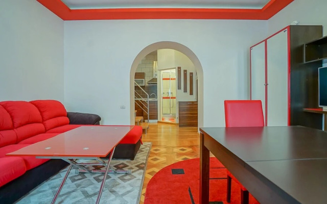 CN2i Luxury Accommodation Duplex City Center