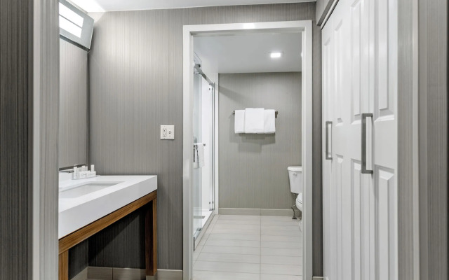 Courtyard by Marriott Easton-Columbus