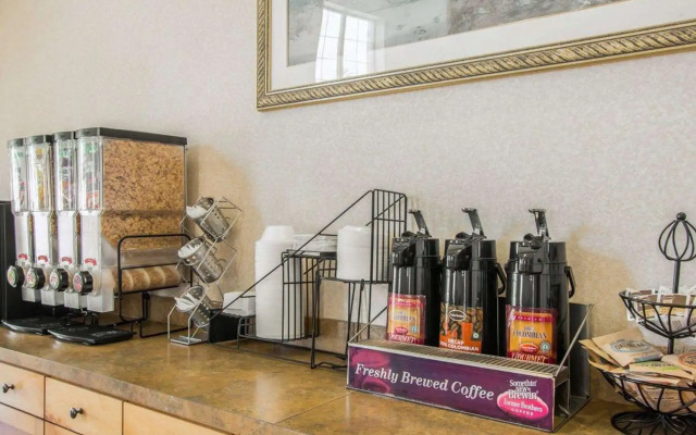 Motel 6 Oceanside, CA Marina / Camp Pendleton