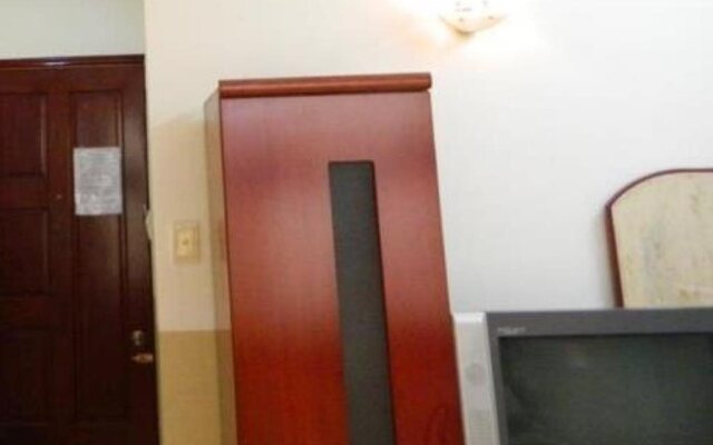 Lyna Hotel