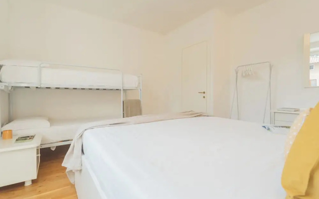 Ponente Balcony & Garden by Rent all Como