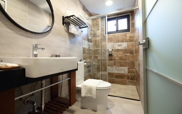 Midori Hostel