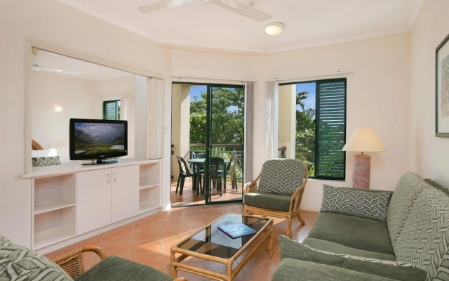 Tropic Towers Apartments