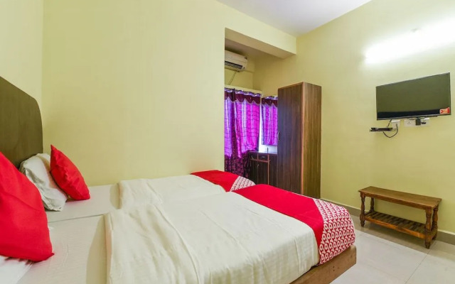 OYO 15011 Blue Homes