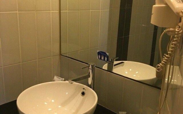 Best Century Hotel - Wuhan