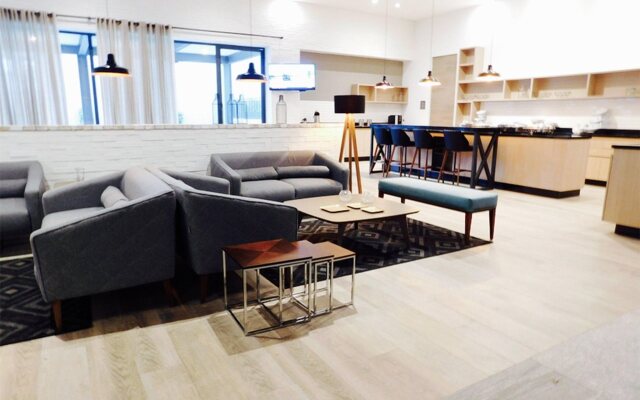 Staybridge Suites Villahermosa  by IHG