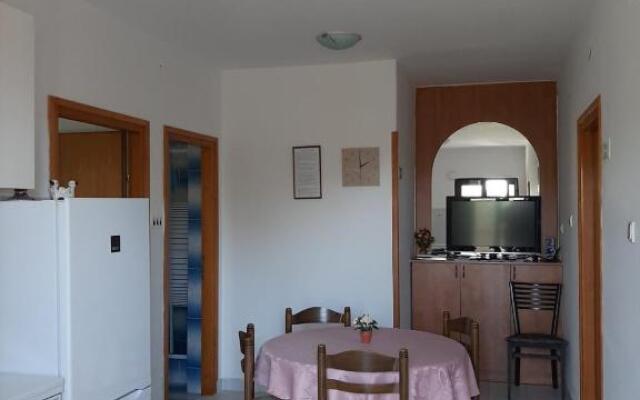 Apartments Grozdana 4227