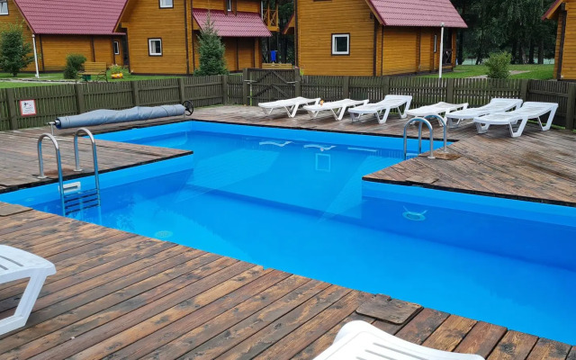 Усадьба Славная