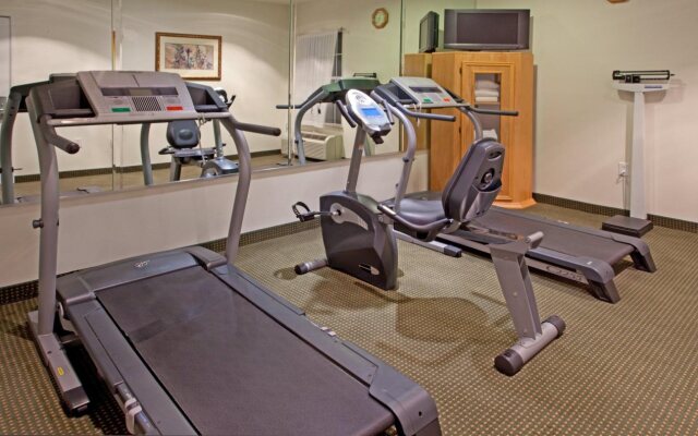 Holiday Inn Express Hotel & Suites Columbus
