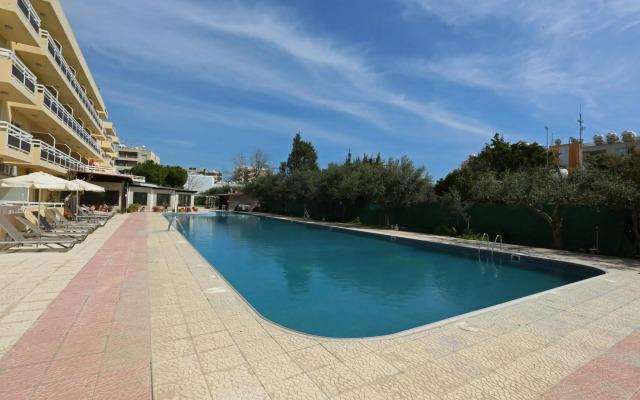 Sunquest Gardens Holiday Resort