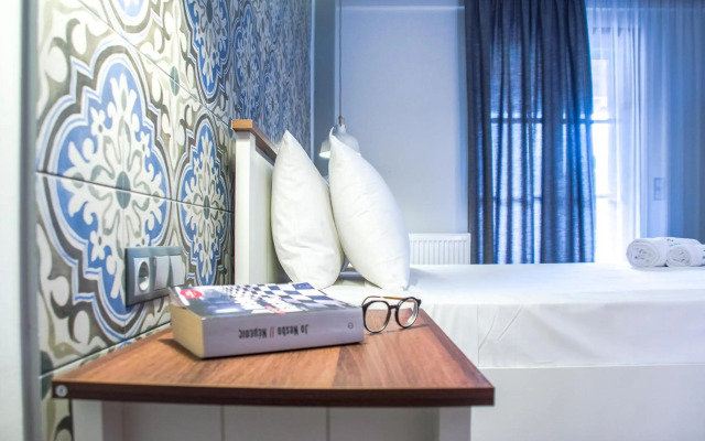 Ano Aparthotel