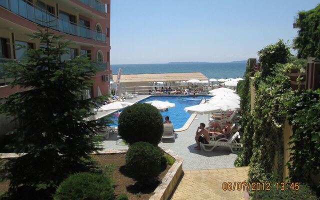 Excelsior Sunny Beach Aparthotel