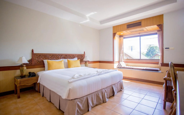 100 Islands Resort & Spa