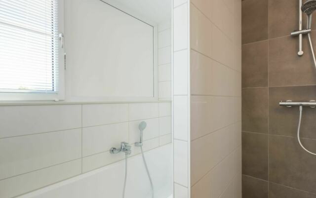 Luxurious Apartment in Koudekerke With Parking