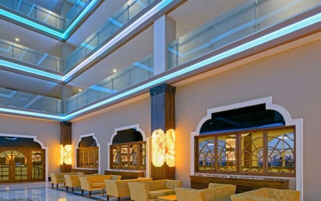 Simurg Halal Luxury Hotel