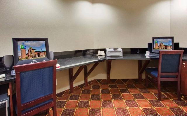 Holiday Inn Express Red Deer by IHG