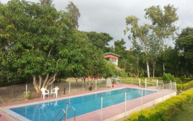 Naturals Resort Devlali
