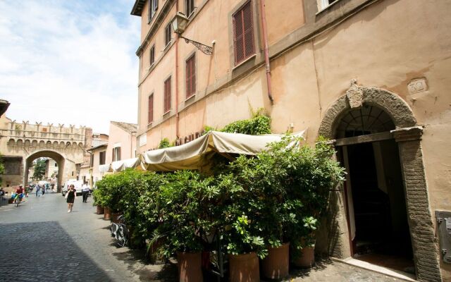 Luxury Penthouse in Trastevere