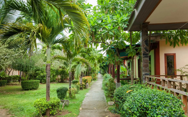 Lanta Riviera Resort  (SHA Extra Plus)