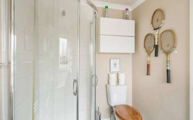 Spacious 1bed W/balcony, 15mins to Notting Hill