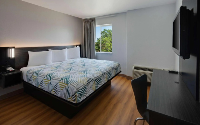 Baymont by Wyndham San Antonio Airport