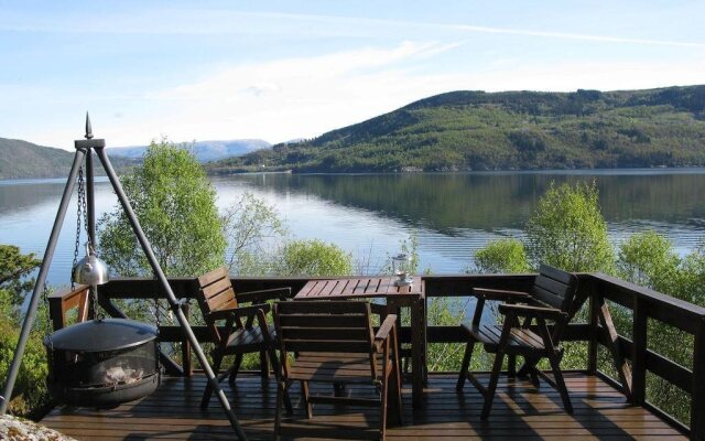 Fjordside Lodge