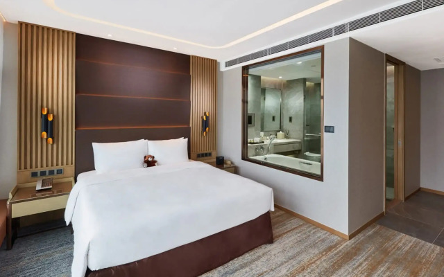 Oasis Aurum 181 Hotel