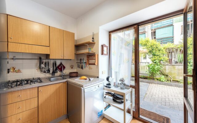 Lucy In The Sky of Gignese