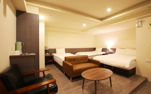 Loosha Hostel