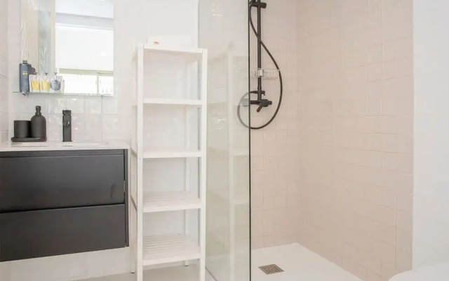 NAX Apartment G by Liiiving