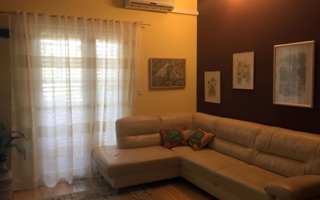 Comfortable Nena Apartment with Nice View