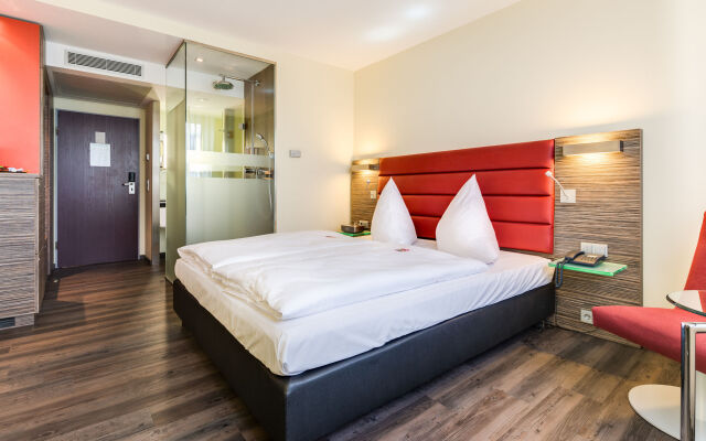 NOVINA HOTEL Wöhrdersee Nürnberg City