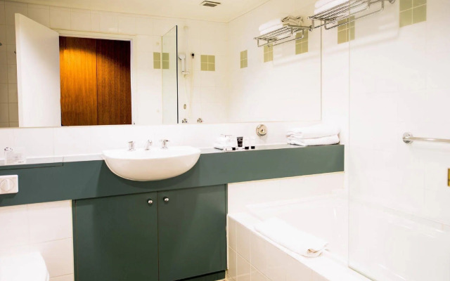 Mt Buller Chalet Hotel & Suites