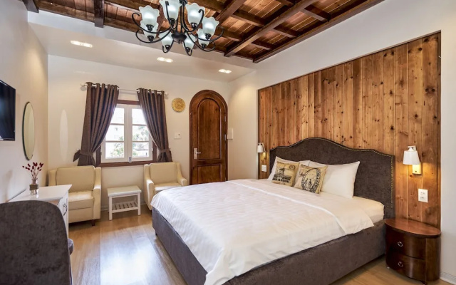 Little Colmar - Homestay & Pottery Studio