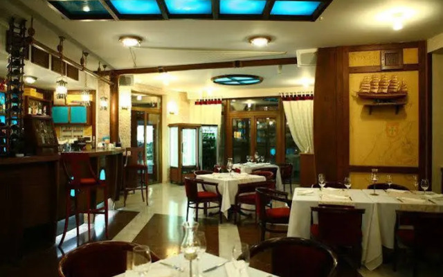 Columbus Hotel