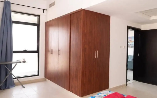 1BR Near Metro and Tramp