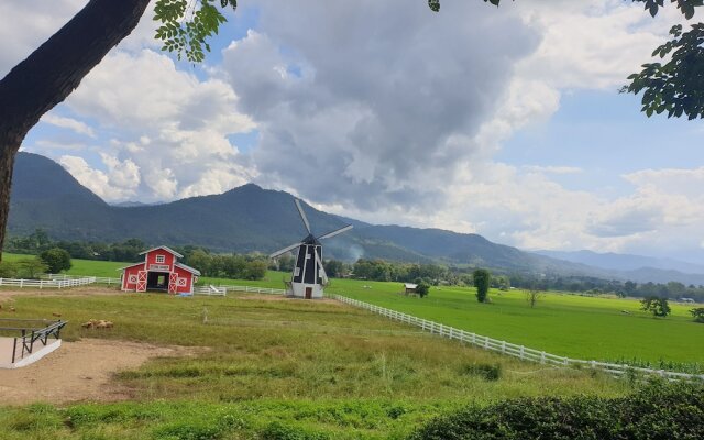The Moon at Pai
