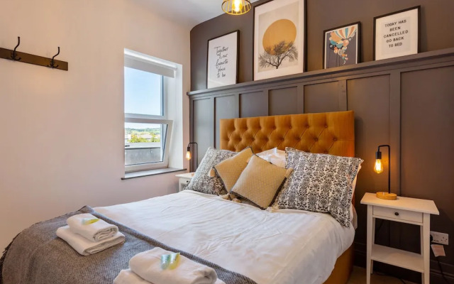 Macs Townhouse
