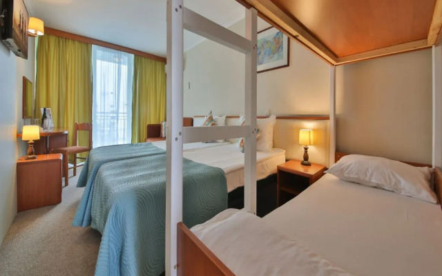 Отель Laguna Garden