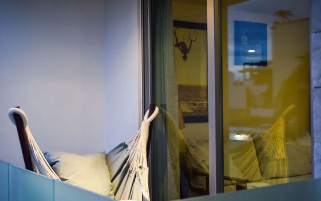 Newport House Playa Boutique Hotel - Beach Club Access