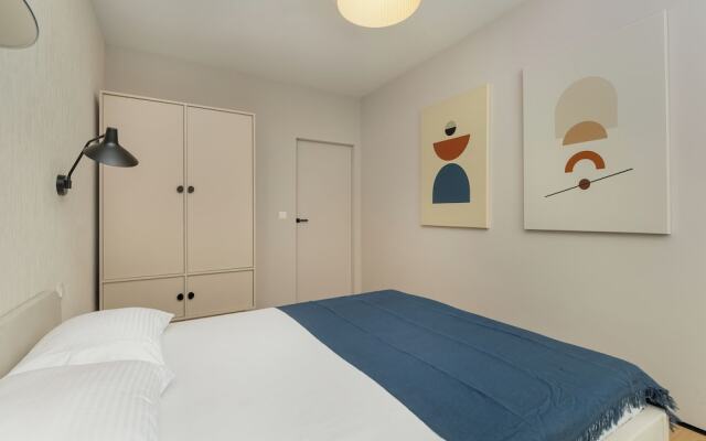 Apartment With Parking Gdańsk by Renters
