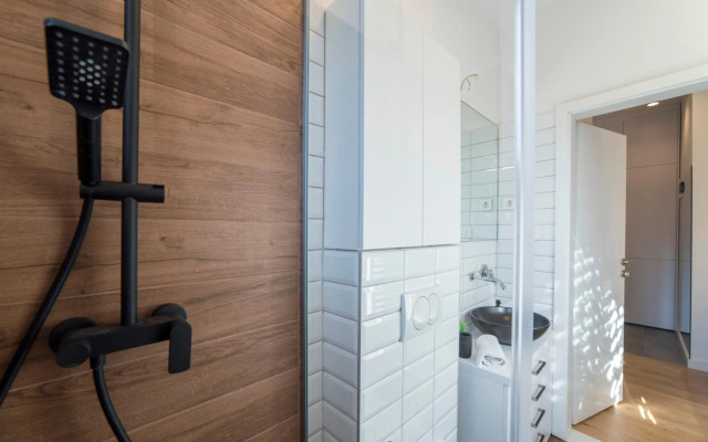 Green Leaf Apartment