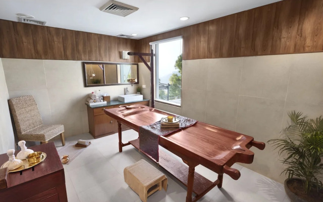 Suryavilas Luxury Resort & Spa