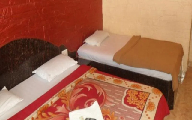Hotel Royal Residency
