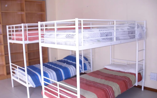 Hispania Residence - Hostel