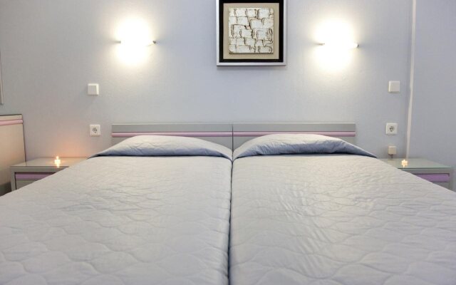 Ermis Suites